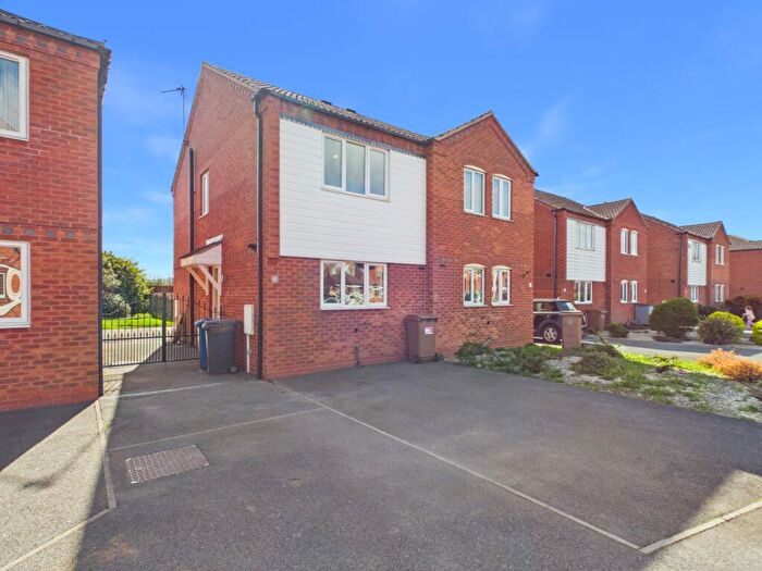 2 Bedroom Semi Detached House For Sale In Hoselett Field Road, Long Eaton, Nottingham, Nottinghamshire, NG10