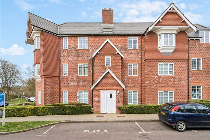 1 Bedroom Flat For Sale In Scarlett Avenue, Aylesbury, HP22