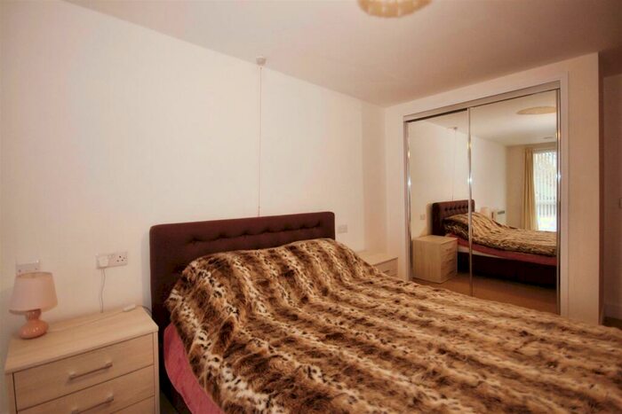 1 Bedroom Apartment For Sale In Wilton Court, Southbank Road, Kenilworth, CV8