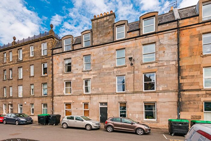 2 Bedroom Flat For Sale In / Mentone Avenue, Portobello, EH15