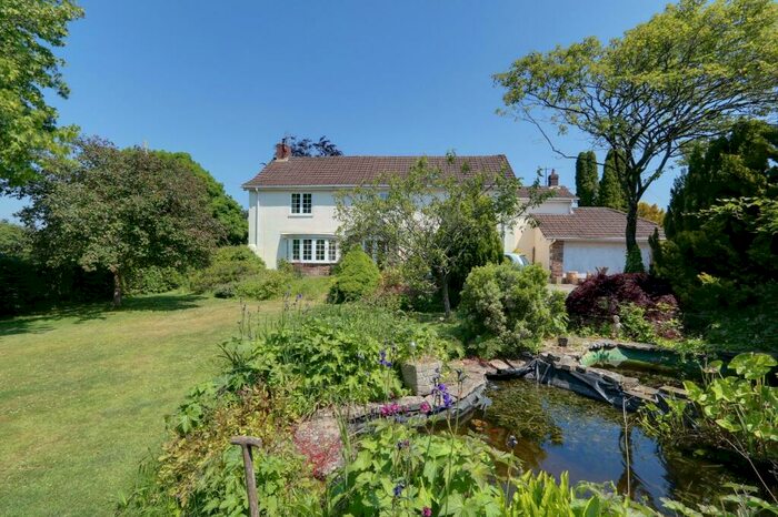 4 Bedroom Detached House For Sale In Pine Tree Way, Viney Hill, Lydney, Gloucestershire., GL15