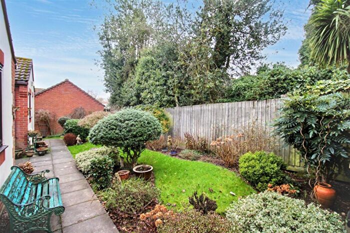 3 Bedroom Detached Bungalow For Sale In Eagle Close, Erpingham, Norwich, NR11