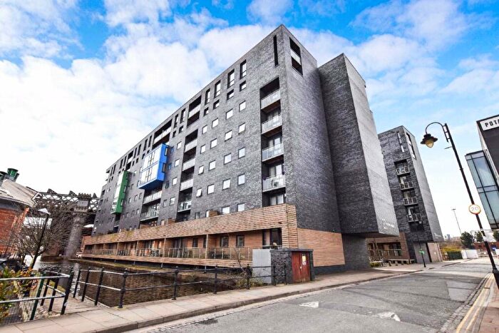 2 Bedroom Flat To Rent In Potato Wharf, Potato Wharf, Castlefield, Manchester, M3
