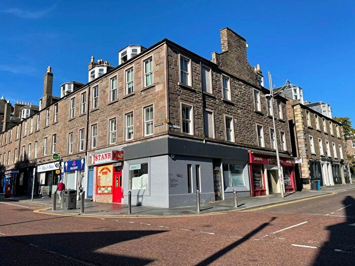 5 Bedroom Flat To Rent In Nethergate, Dundee, DD1