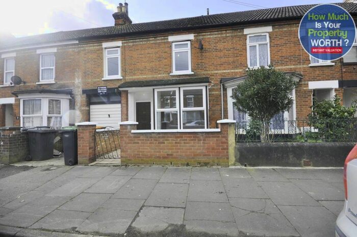 3 Bedroom Terraced House To Rent In Fairfax Road, Bedford, MK40