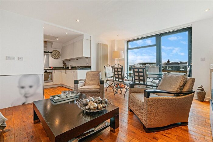 2 Bedroom Flat For Sale In The Bonner Building, Trinity Road, London, SW17