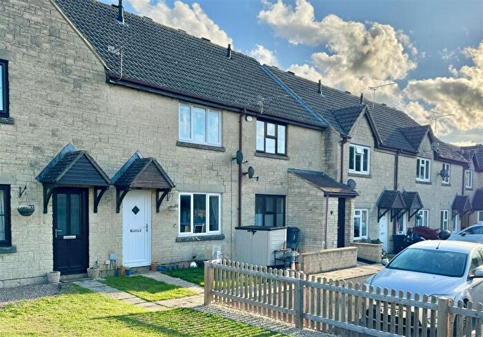 3 Bedroom Terraced House For Sale In Cirencester, GL7