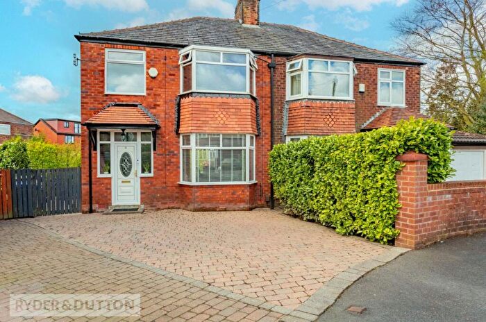 3 Bedroom Semi-Detached House To Rent In Hollins Drive, Middleton, Manchester, M24