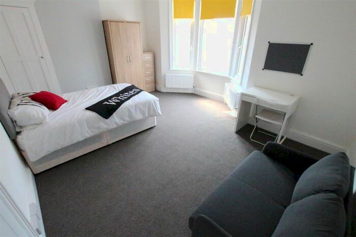 1 Bedroom Property To Rent In Cedar Road, Northampton, NN1