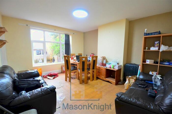 7 Bedroom Semi-Detached House To Rent In Gibbins Road, Selly Oak, Birmingham, B29