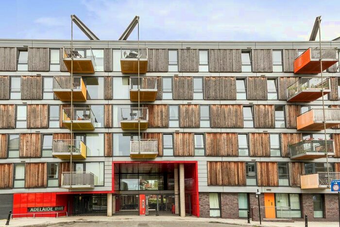 2 Bedroom Flat To Rent In Queensbridge Road, London, E2