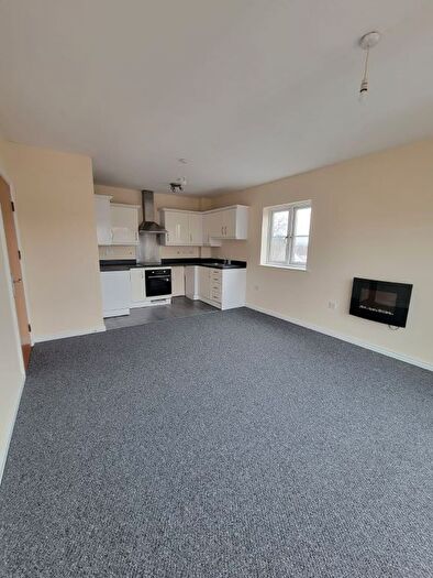 1 Bedroom Flat To Rent In Pontarddulais, SA4