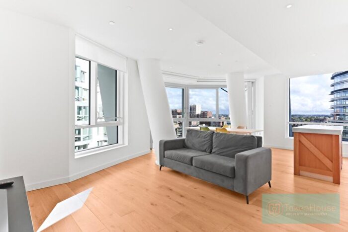 2 Bedroom Apartment To Rent In Prospect Way, London, SW11