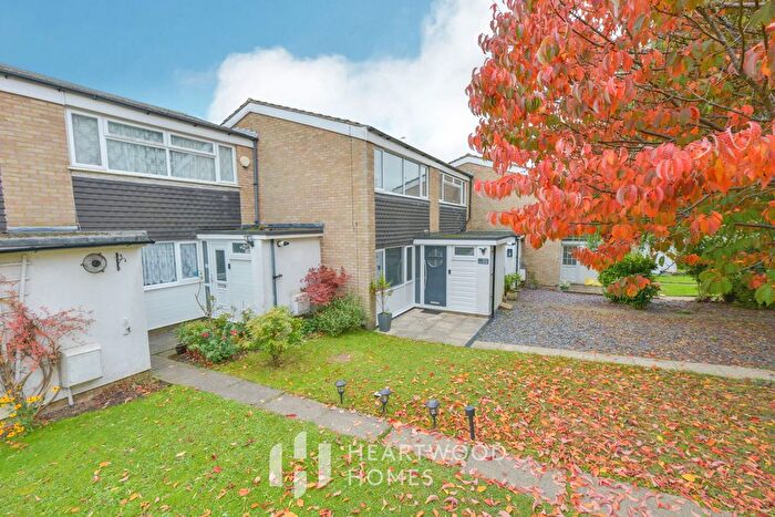 2 Bedroom Terraced House For Sale In New House Park, St. Albans, AL1