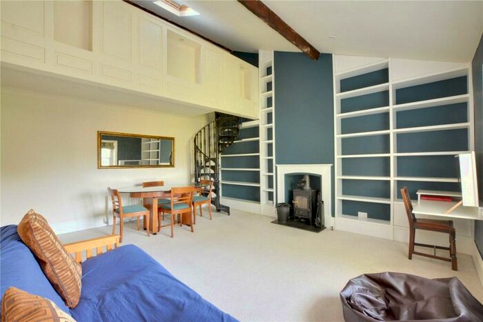 2 Bedroom Apartment To Rent In Granville Park, Lewisham, London, SE13