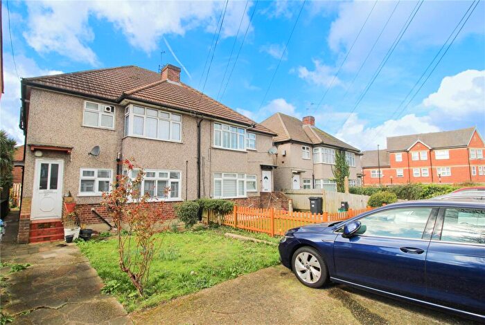 2 Bedroom Apartment For Sale In Lodge Road, Croydon, CR0