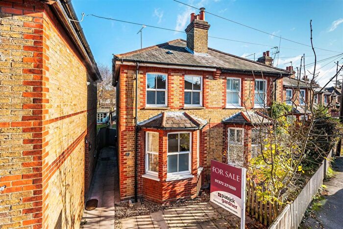 2 Bedroom Property For Sale In Grove Road, Ashtead, KT21