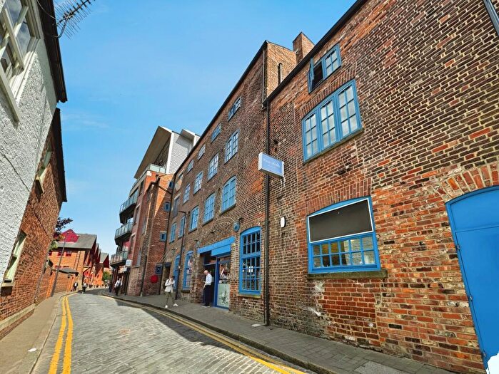 1 Bedroom Flat To Rent In Dock Street, Leeds, West Yorkshire, LS10