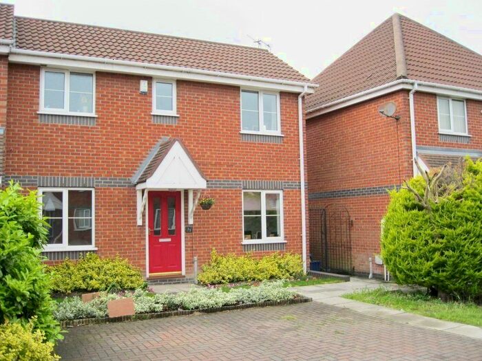 2 Bedroom Mews To Rent In The Ploughlands, Ashton-On-Ribble, Preston, PR2