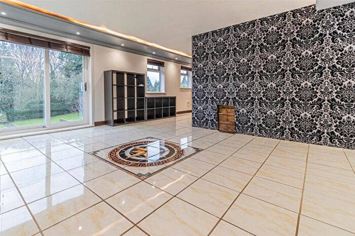 1 Bedroom Apartment To Rent In The Acorns, Marlborough Road, Old Town, Swindon, SN3
