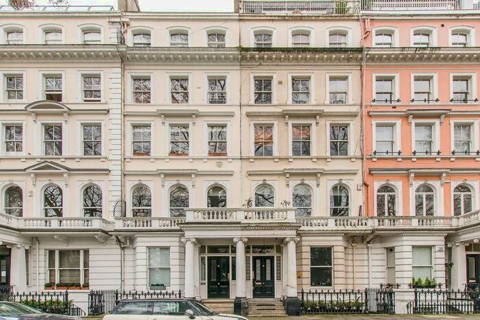 2 Bedroom Flat To Rent In Cornwall Gardens, South Kensington, London, SW7