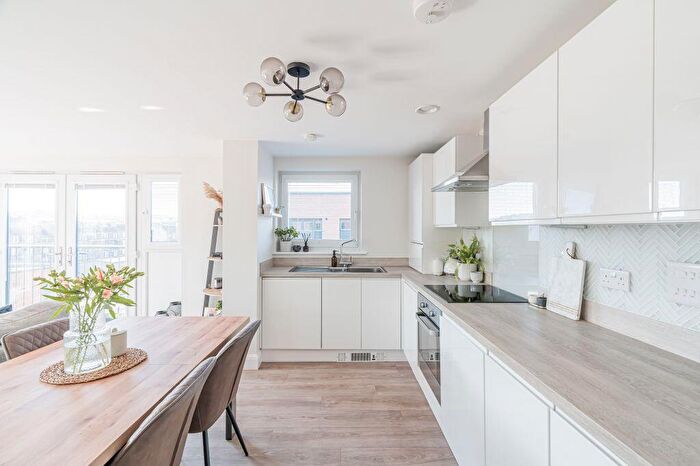 2 Bedroom Flat For Sale In / Haig Lane, Edinburgh, EH6