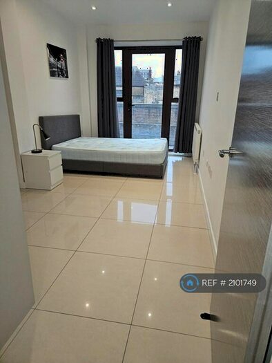 2 Bedroom Flat To Rent In Old Street, London, EC1V