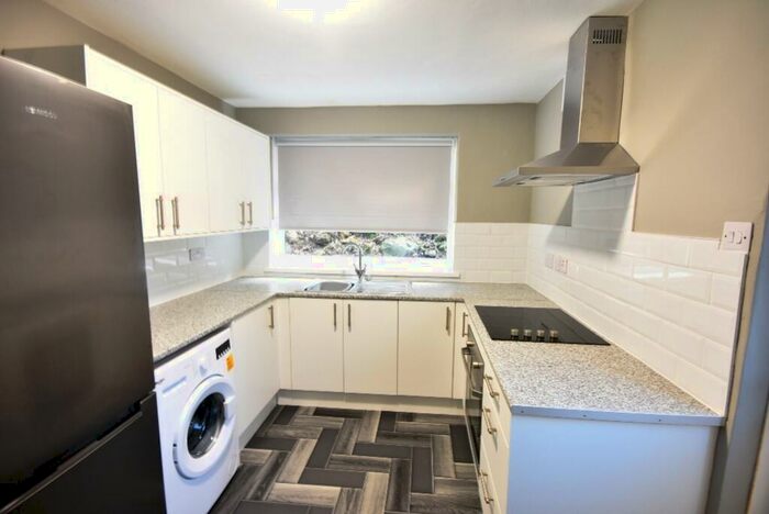 3 Bedroom Semi-Detached House To Rent In Burnville, Heaton, NE6