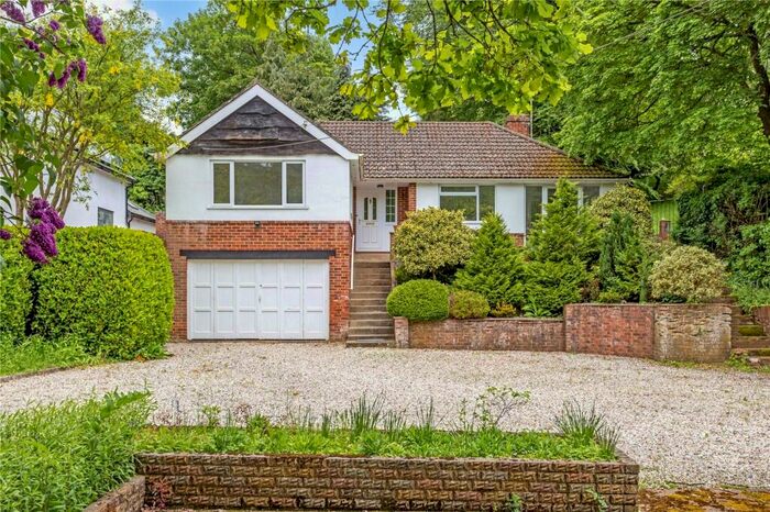 3 Bedroom Bungalow To Rent In Shiplake Bottom, Peppard Common, Henley-on-Thames, Oxfordshire, RG9