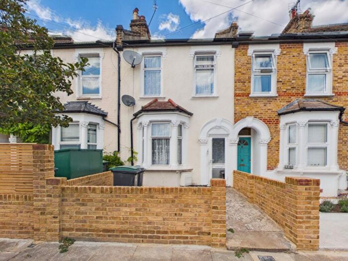3 Bedroom Terraced House For Sale In Seaford Road, London, N15