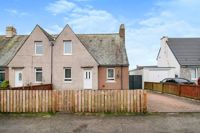 3 Bedroom End Of Terrace House For Sale In Balgreggie Park, Cardenden, Lochgelly, Fife, KY5