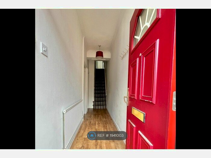 4 Bedroom Terraced House To Rent In Acomb Street, Manchester, M14
