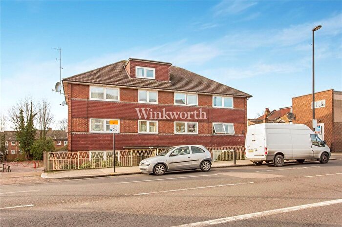 2 Bedroom Flat To Rent In Palmerston House, Green Lanes, London, N13
