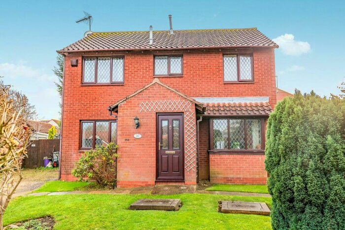 3 Bedroom Detached House To Rent In Blackmoor Gate, Furzton, Milton Keynes, MK4