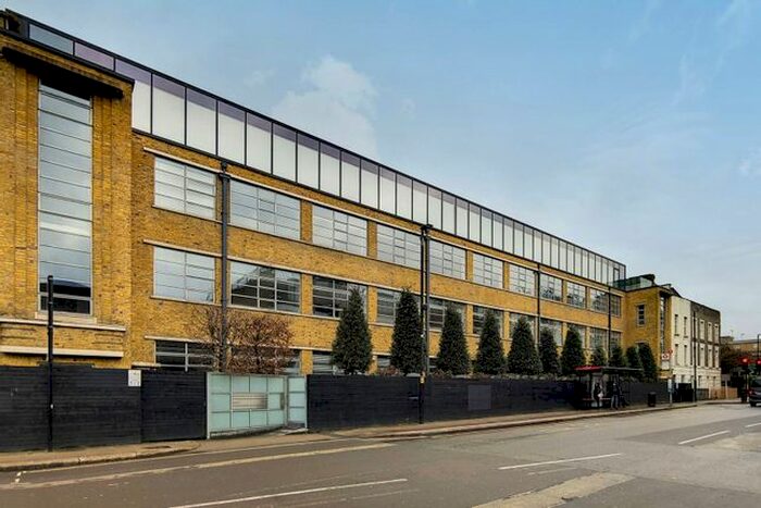 2 Bedroom Flat To Rent In Bayham Street, Camden Town, London, NW1