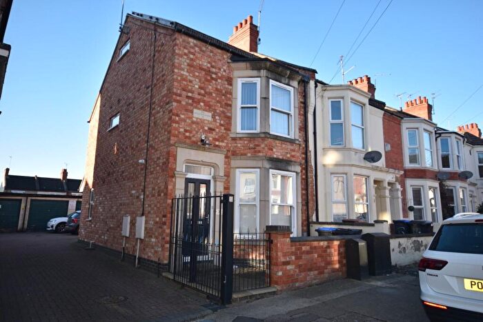 1 Bedroom Flat To Rent In Adams Avenue, Northampton, NN1