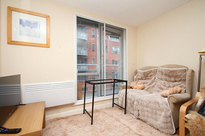 2 Bedroom Apartment To Rent In Ropewalk Court, Upper College Street, NG1