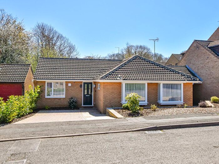 3 Bedroom Detached Bungalow For Sale In Nightingale Drive, Towcester, NN12