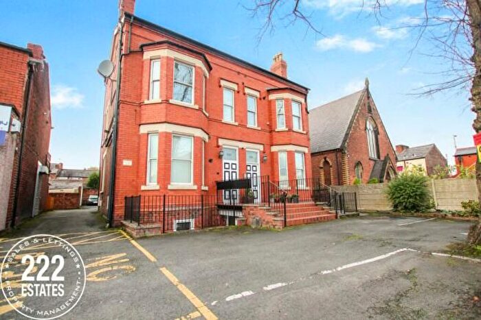 2 Bedroom Flat To Rent In High Street, Golborne, Warrington, WA3