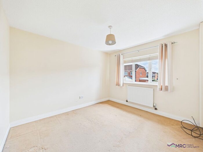 4 Bedroom Detached House For Sale In South Bridge Road, Hull, HU9