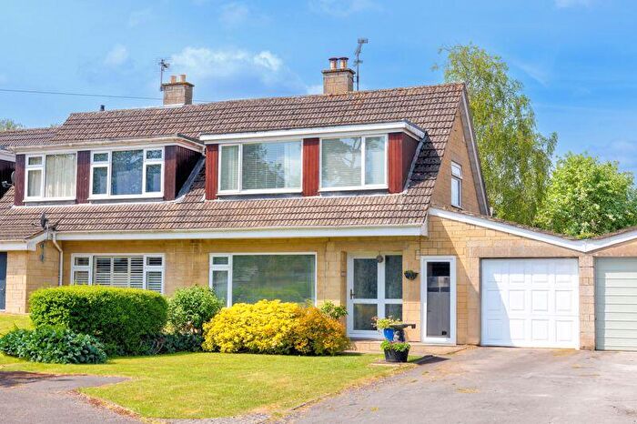 3 Bedroom Semi-Detached House For Sale In Bradford On Avon, BA15