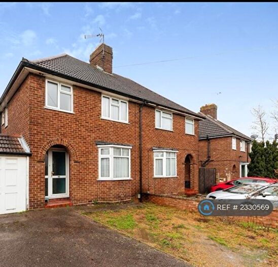 3 Bedroom Semi-Detached House To Rent In Woolgrove Road, Hitchin, SG4