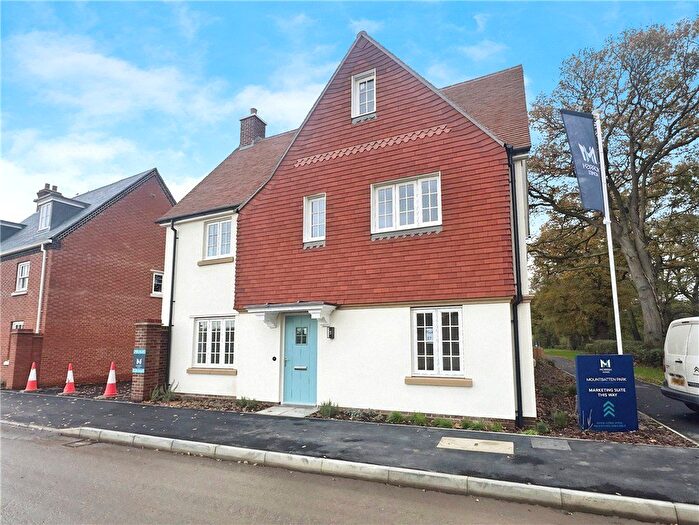 4 Bedroom Detached House For Sale In Wilfrid Street, North Baddesley, Southampton, Hampshire, SO52