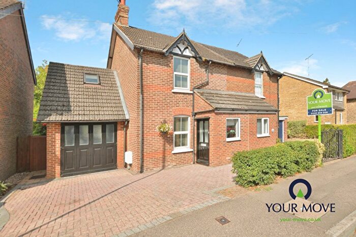 3 Bedroom Semi Detached House For Sale In Faversham Road, Kennington, Ashford, Kent, TN24