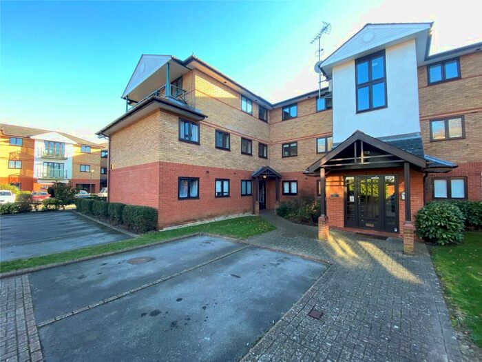 2 Bedroom Apartment To Rent In Ludlow Road, Maidenhead, Berkshire, SL6