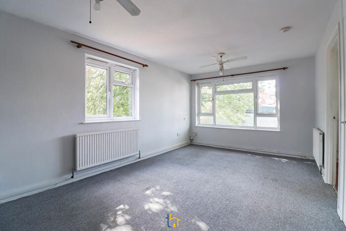 2 Bedroom Apartment To Rent In Saffron Lane, Leicester, LE2