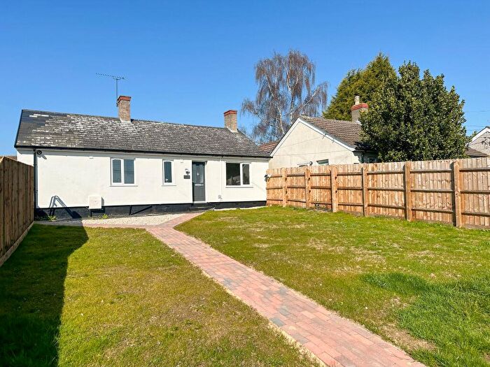 3 Bedroom Detached Bungalow For Sale In Hillside, Stowmarket, IP14