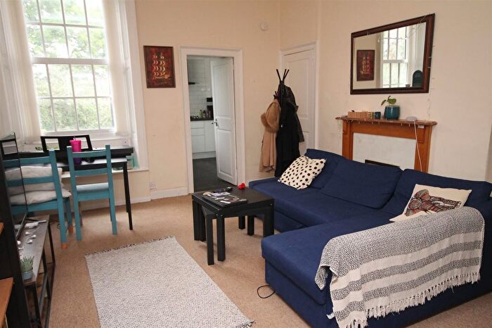 2 Bedroom Flat To Rent In Hotwell Road, Hotwells, BS8