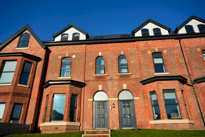 2 Bedroom Flat To Rent In Great Cheetham Street West, Salford M7