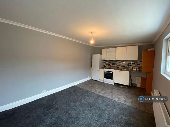 1 Bedroom Terraced House To Rent In Argyle Square, Sunderland, SR2